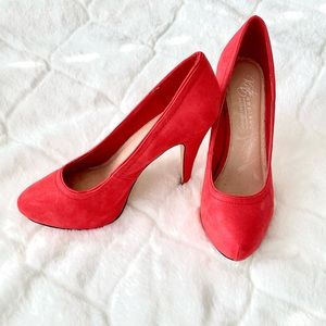 Closet Closing Nov 21: Kate Appleby Red Heels